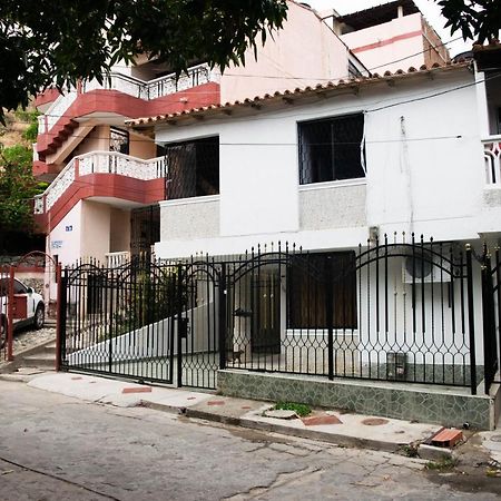 Hostal Villa Del Mar - Rodadero Santa Marta (Magdalena) Exterior photo